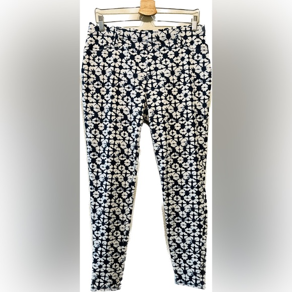 Faded Glory Women’s White & Blue Starburst Pull On Stretch Jagging Size L - Picture 1 of 7